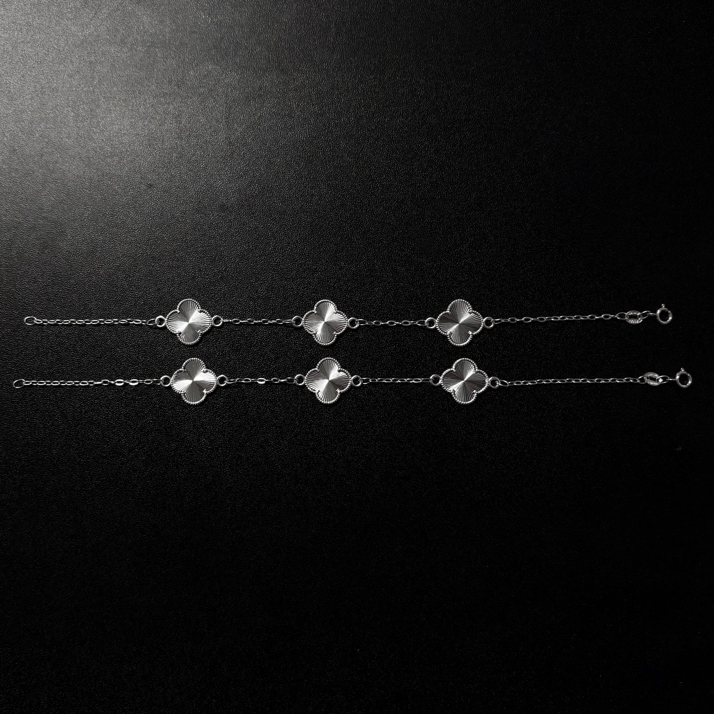 3 Clove Bracelet