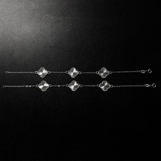 3 Clove Bracelet
