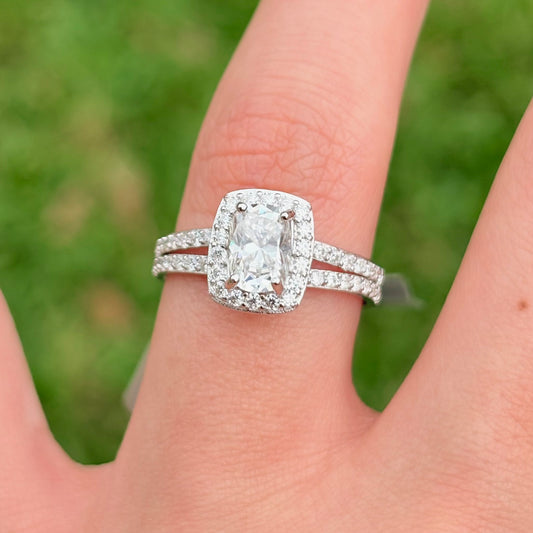 Sterling Silver Moissanite Ring
