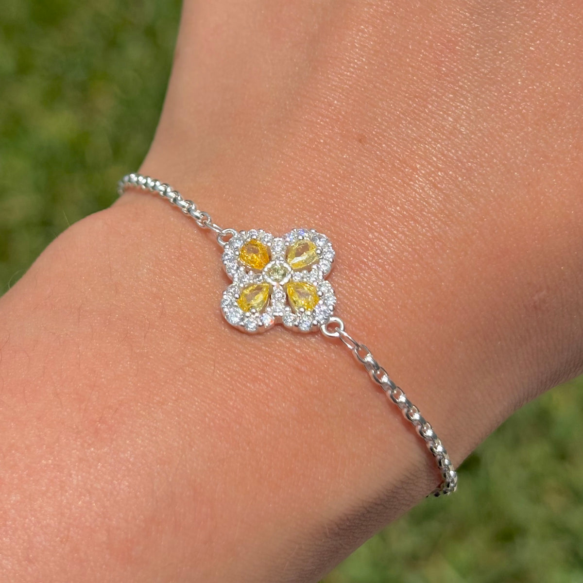 Single Clove Silver Bracelet