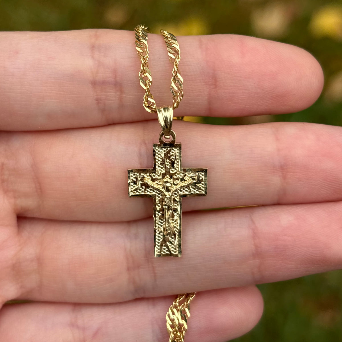 10k Gold Crucifix Pendant