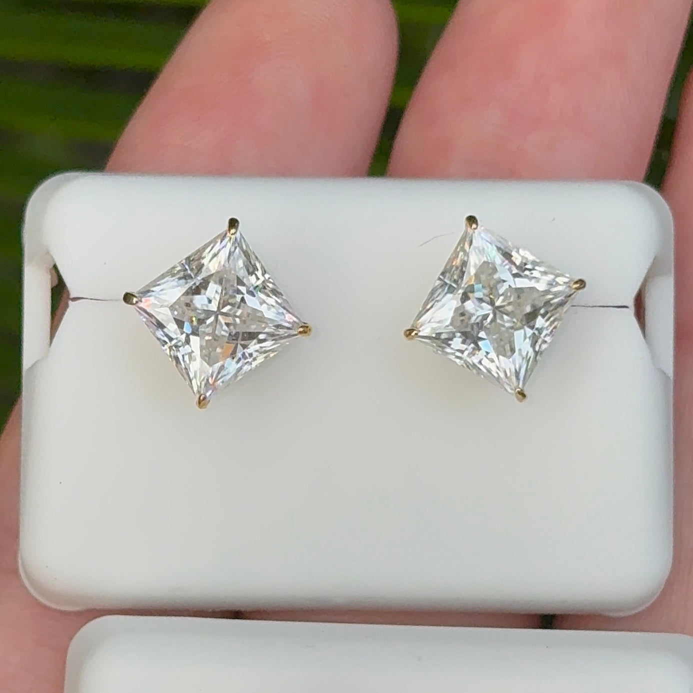 10k Gold Moissanite Stud Earrings