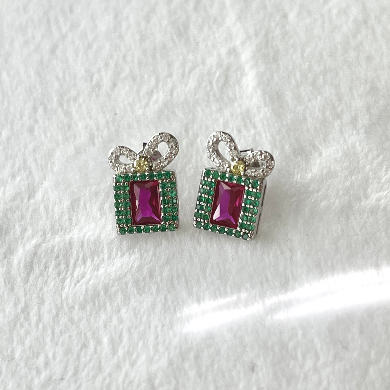 Christmas Present Earrings