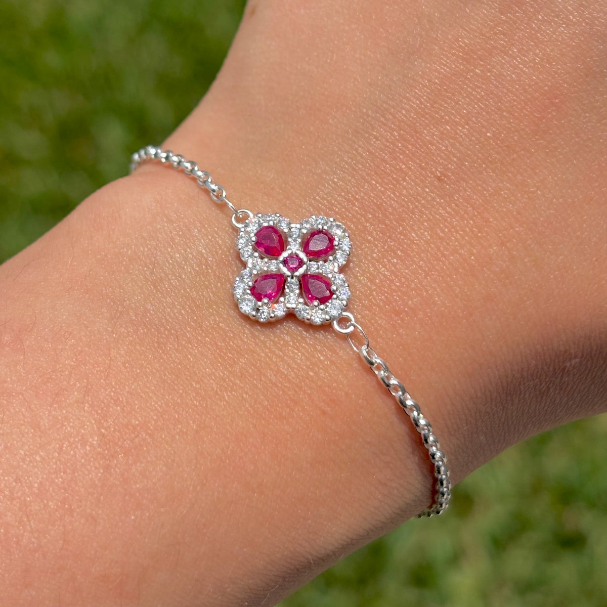 Single Clove Silver Bracelet