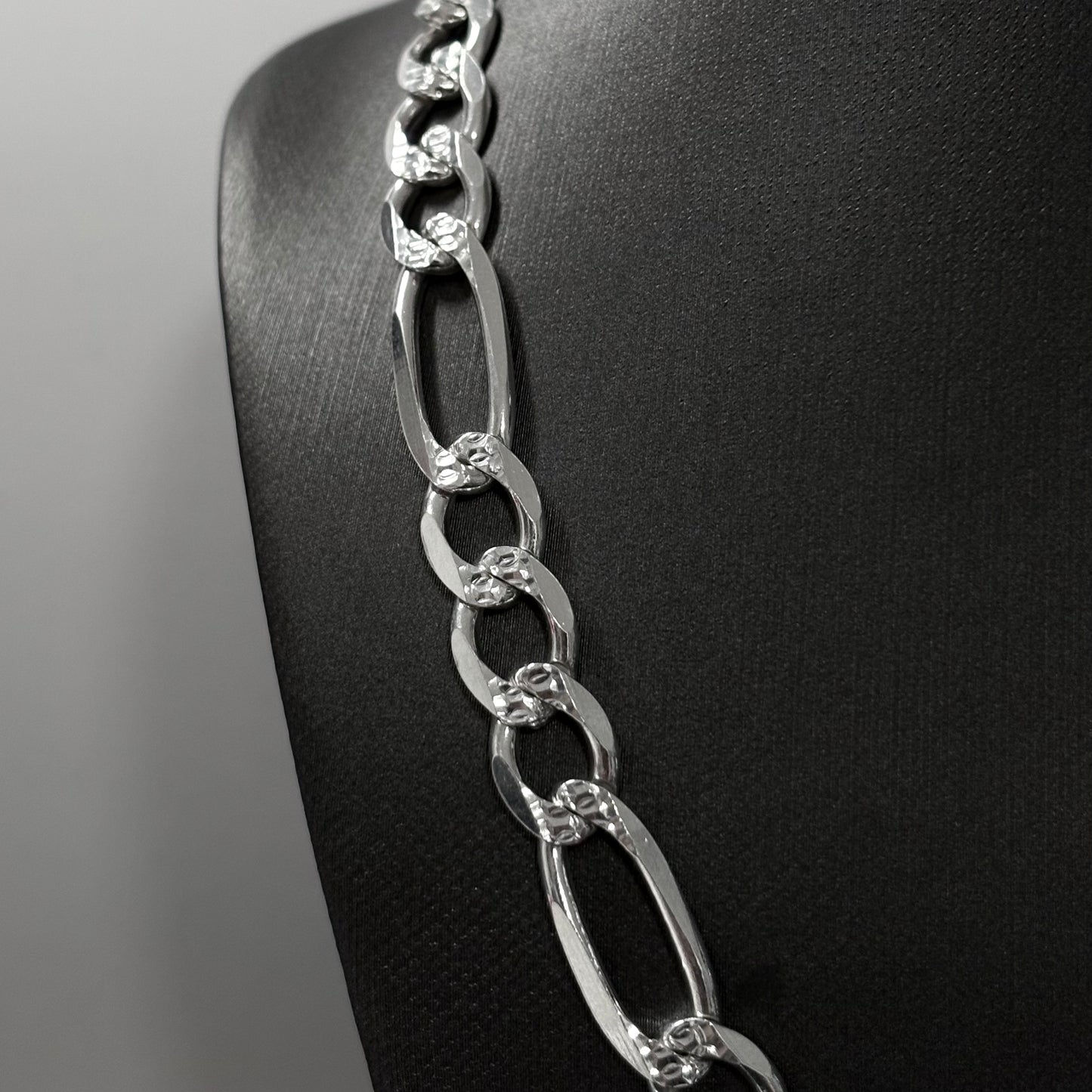 8.5mm Figaro Chain