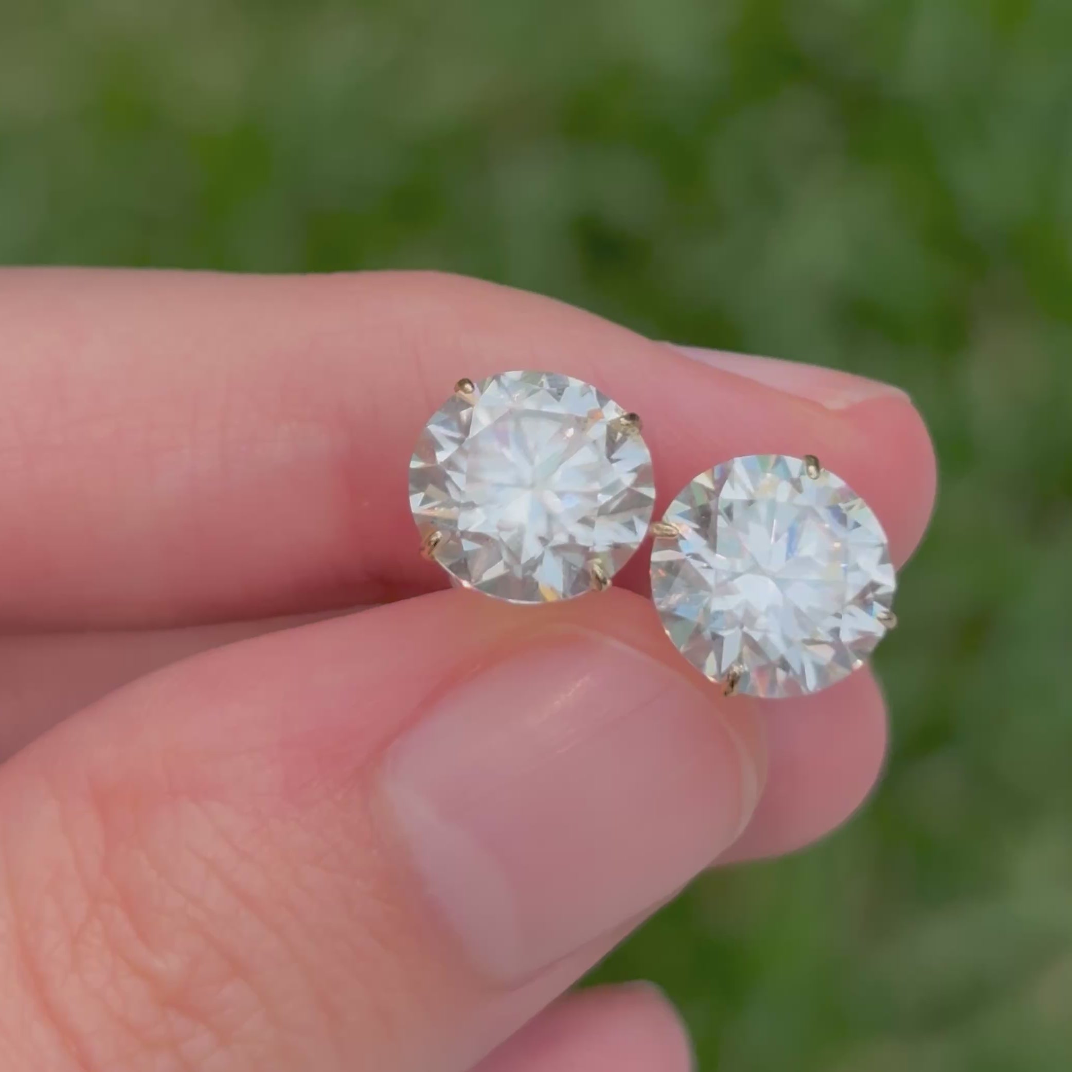 10k Gold Moissanite Stud Earrings