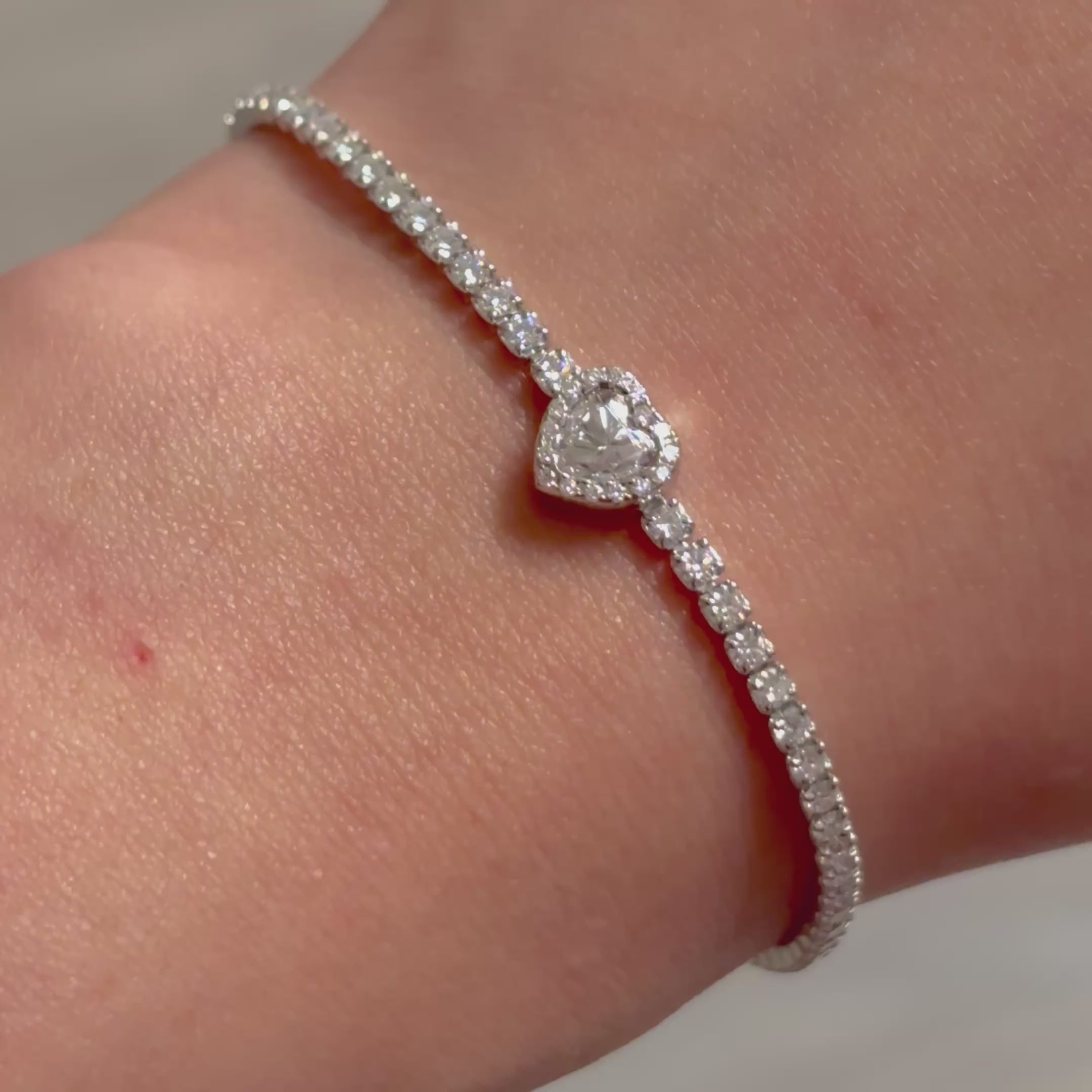 1 Heart Sterling Silver Moissanite