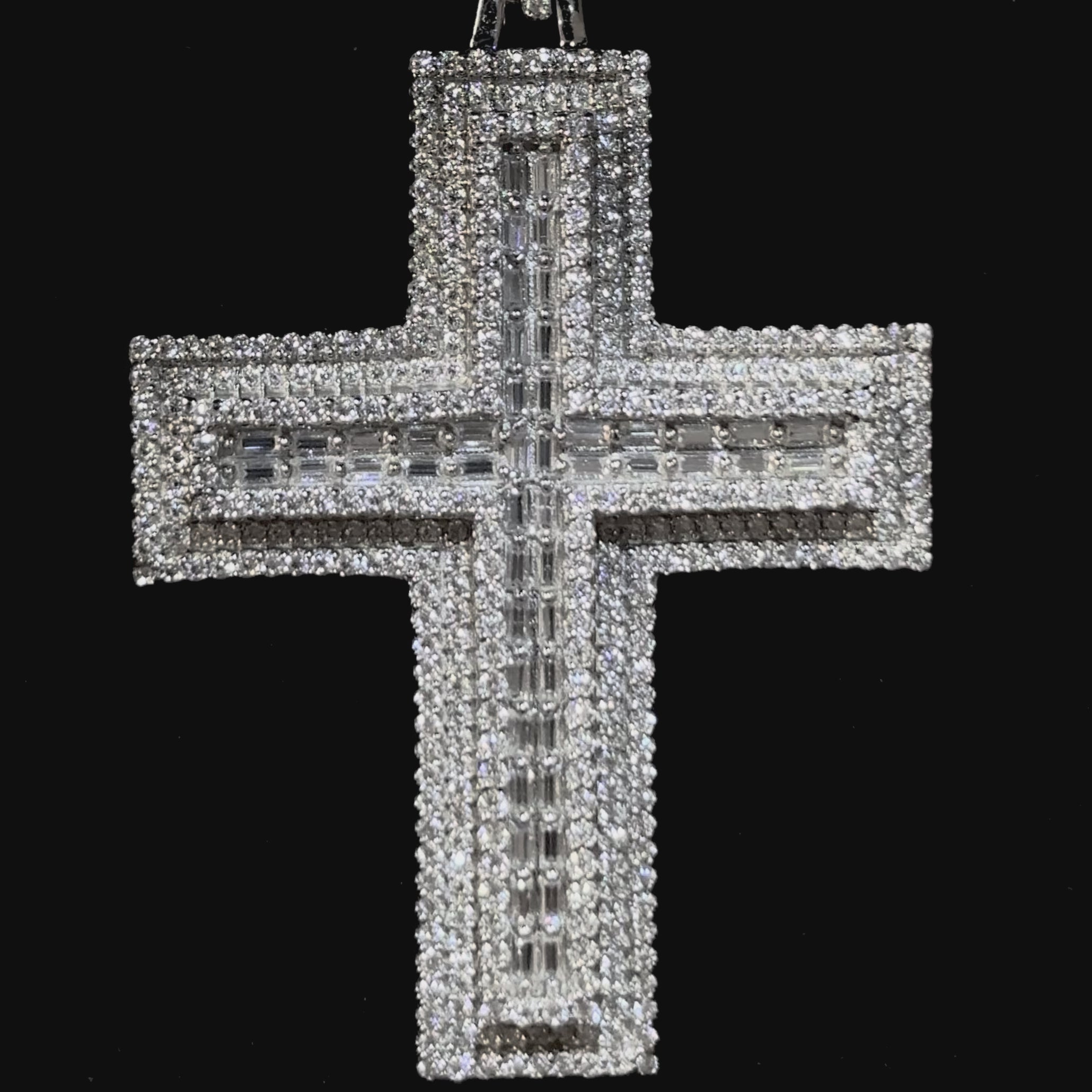 Sterling Silver Moissanite Pendant