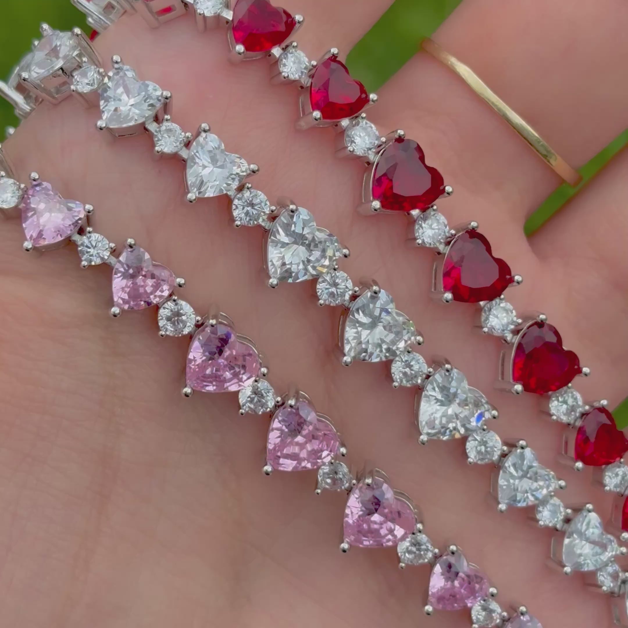 Silver Corazón Bracelet